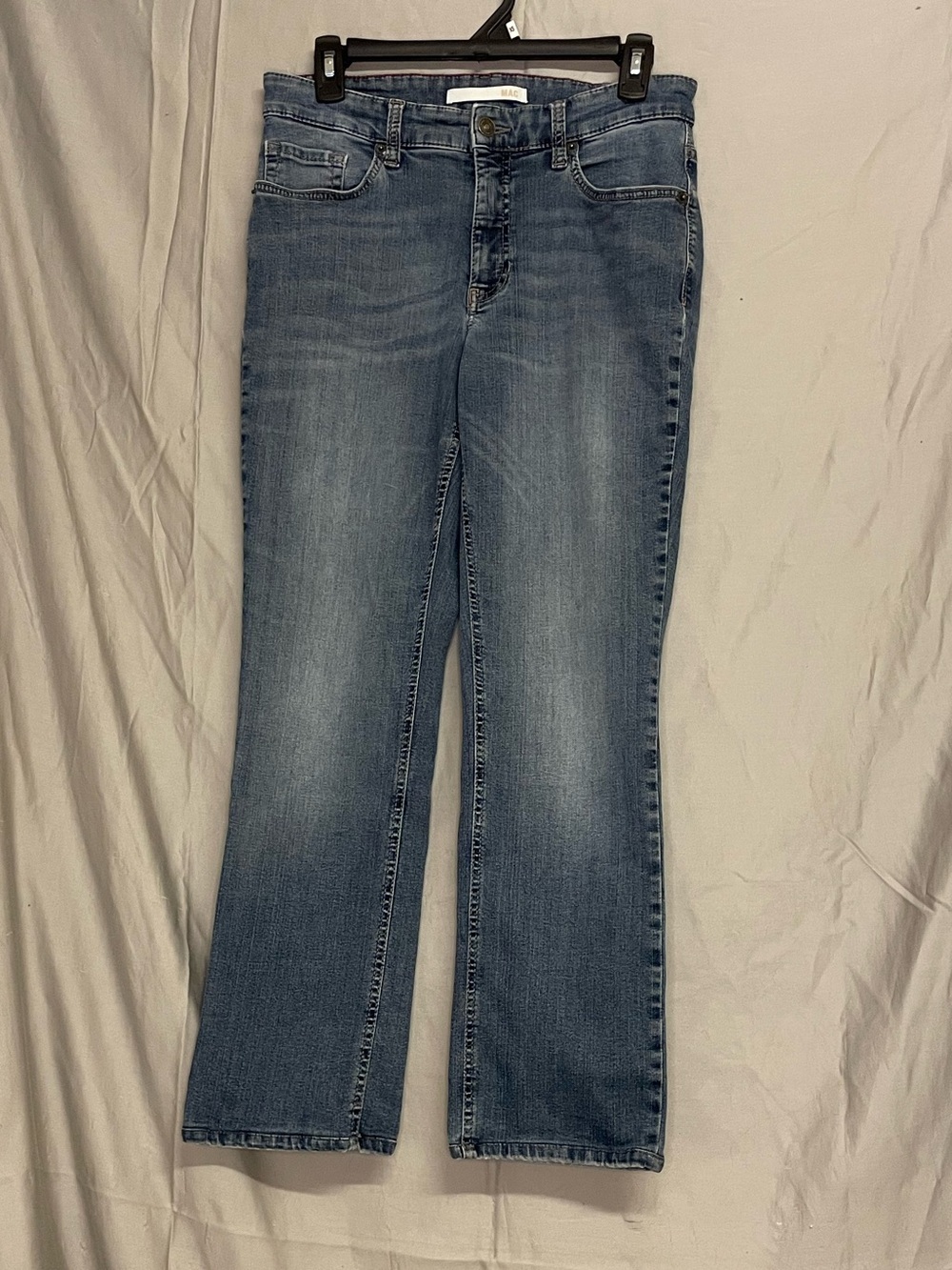 Mac Jeans Melanie Women's Straight-Leg Jeans in Light Blue Wash